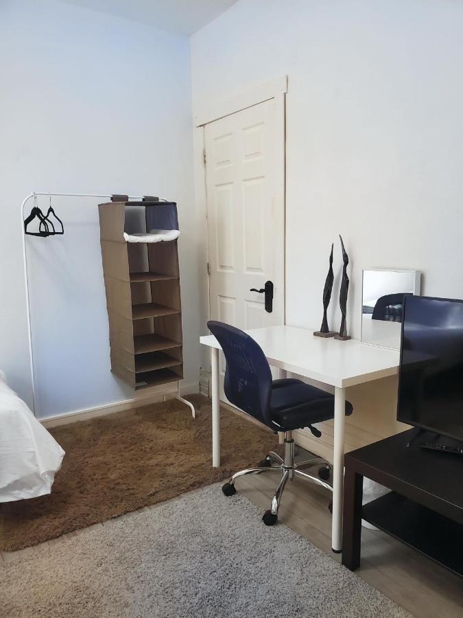 Booking-Eddy- Single Room With Self Check-In Hull Eksteriør billede