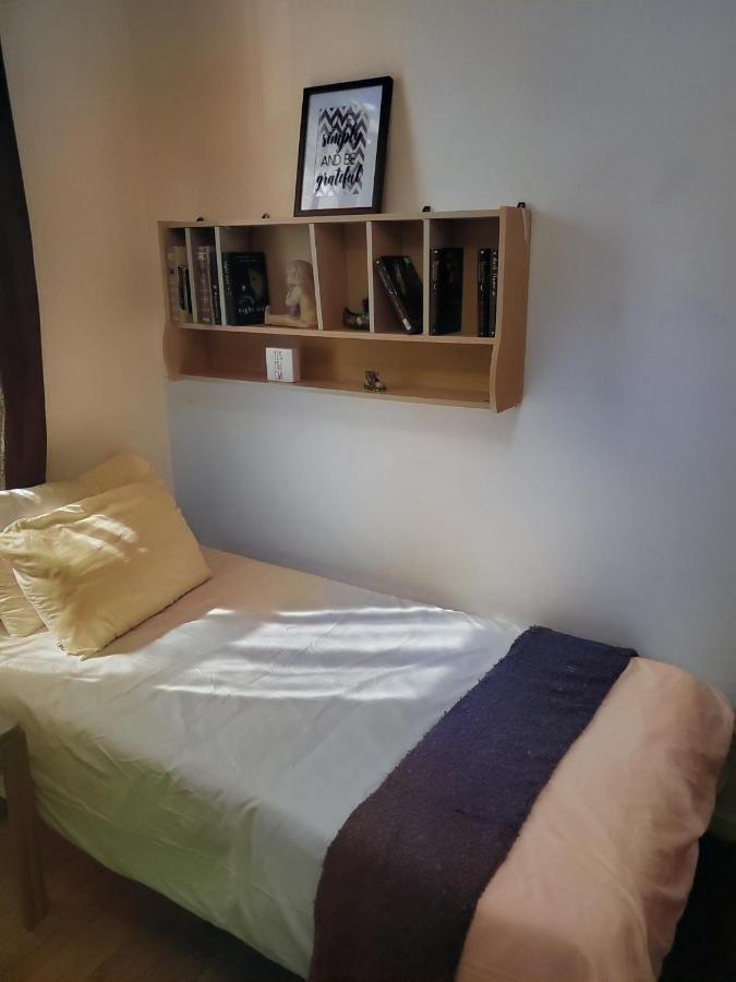 Booking-Eddy- Single Room With Self Check-In Hull Eksteriør billede