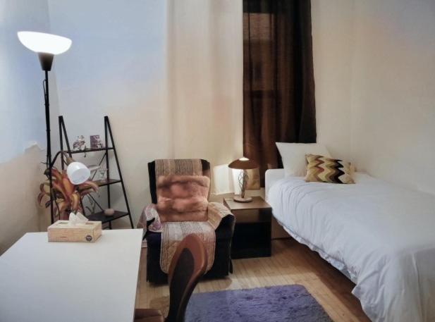 Booking-Eddy- Single Room With Self Check-In Hull Eksteriør billede